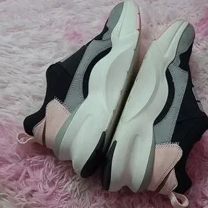 UGG W LA FLEX グレー/ピンク 22.5 楽天市場】【中古】UGG アグ 靴 スニーカー レディース LA FLEX